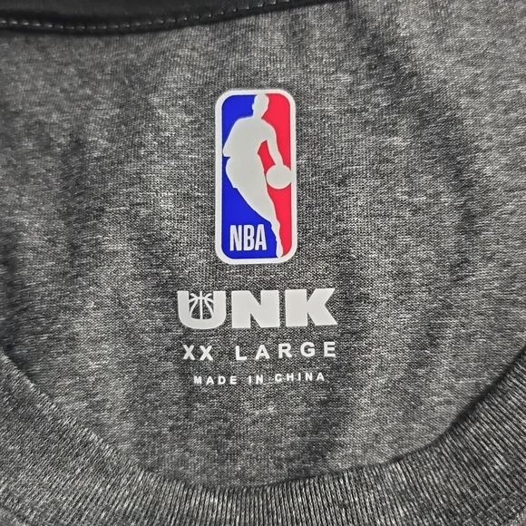 UNK NBA Los Angeles Lakers Mens XXL Gray Short Sleeve Performance Tee - Picture 7 of 9